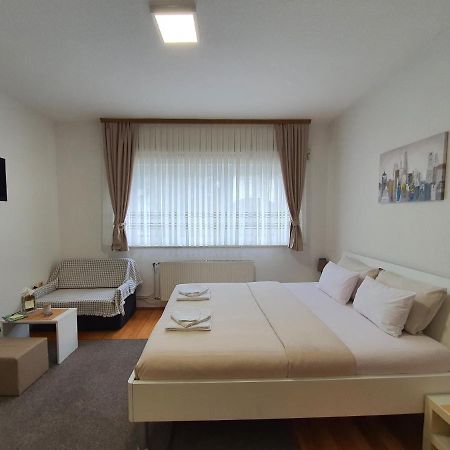 Studio Apartman 11 Bihać Exteriör bild