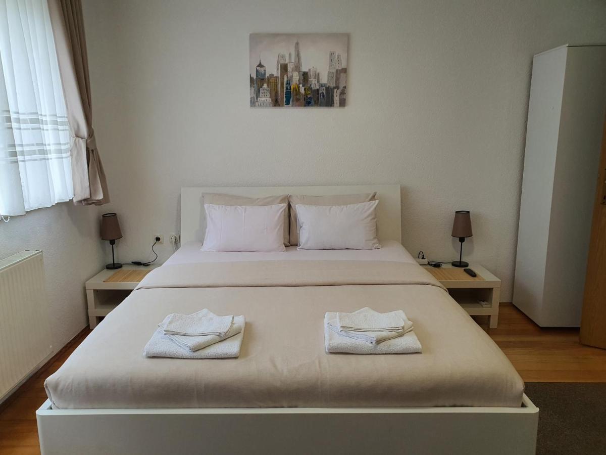 Studio Apartman 11 Bihać Exteriör bild